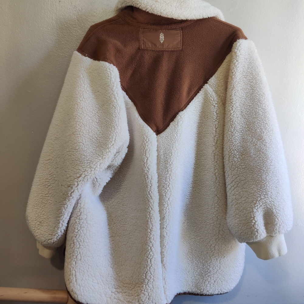 Free People Fall To Rise Fleece Oversized Pullover - Picture 3 of 12